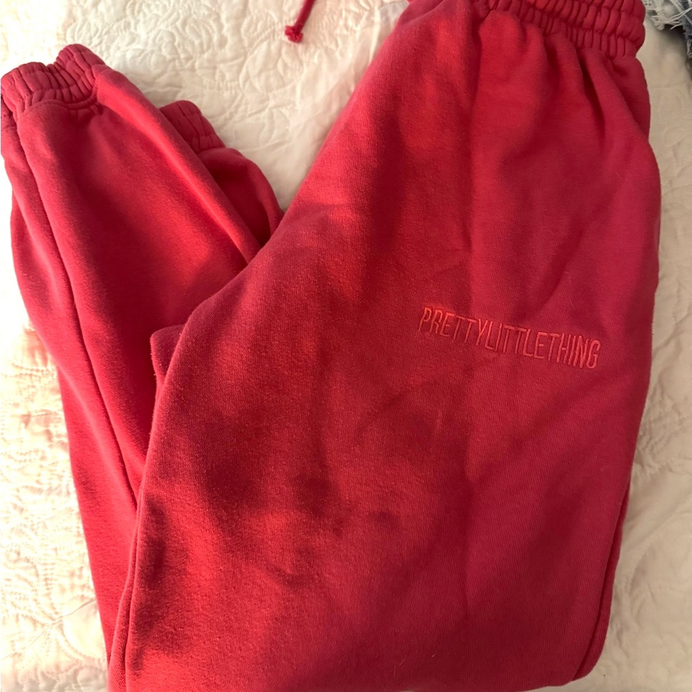 PrettyLittleThing Vibrant Pink Sweatpants